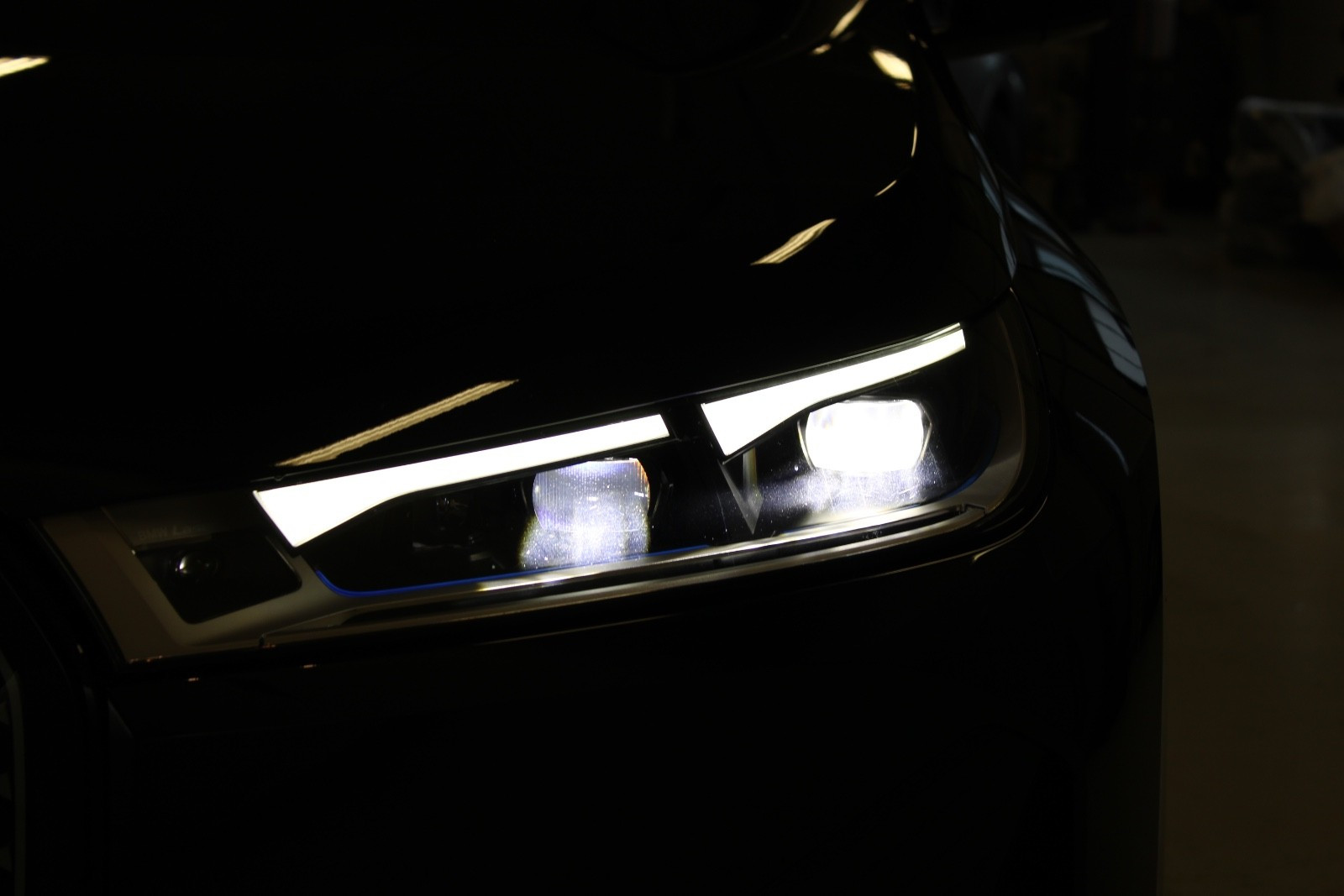 BMW iX xDrive 40