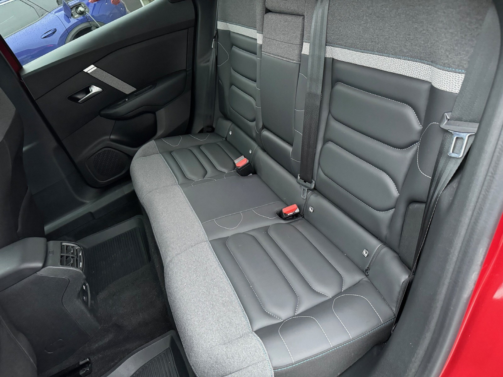 Citroen E-C4