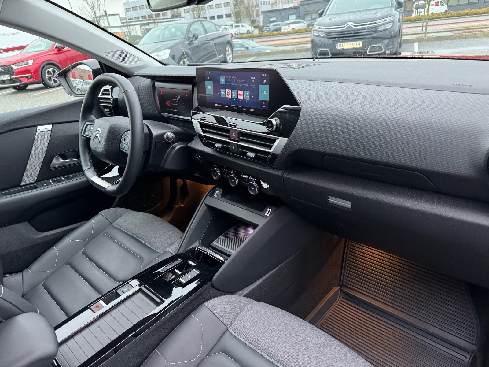 Citroen E-C4