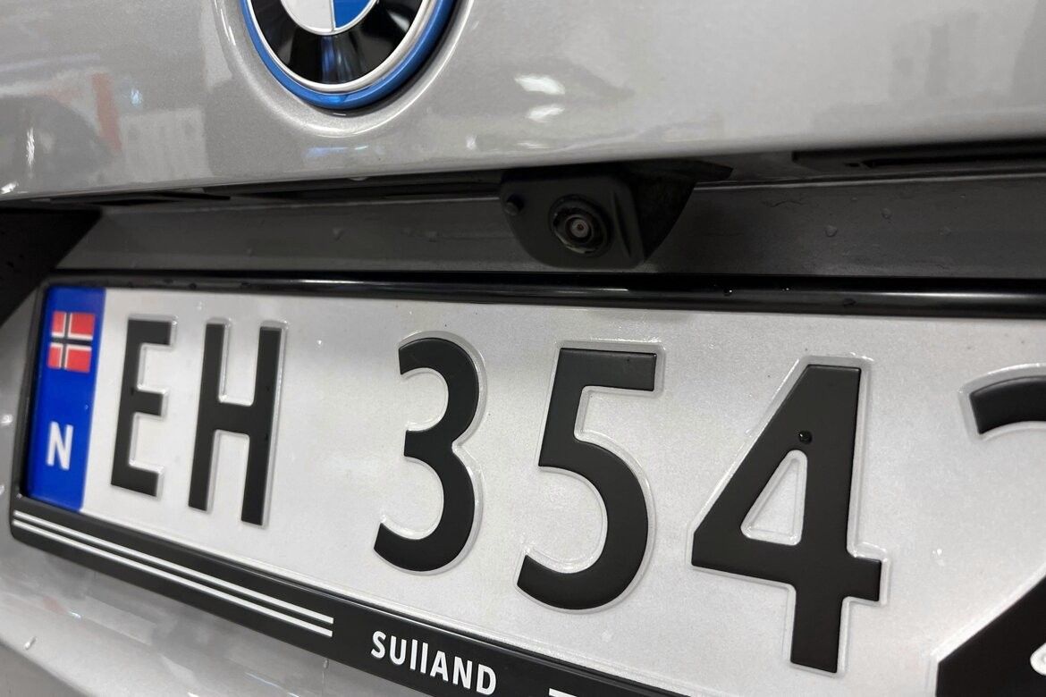 BMW iX1