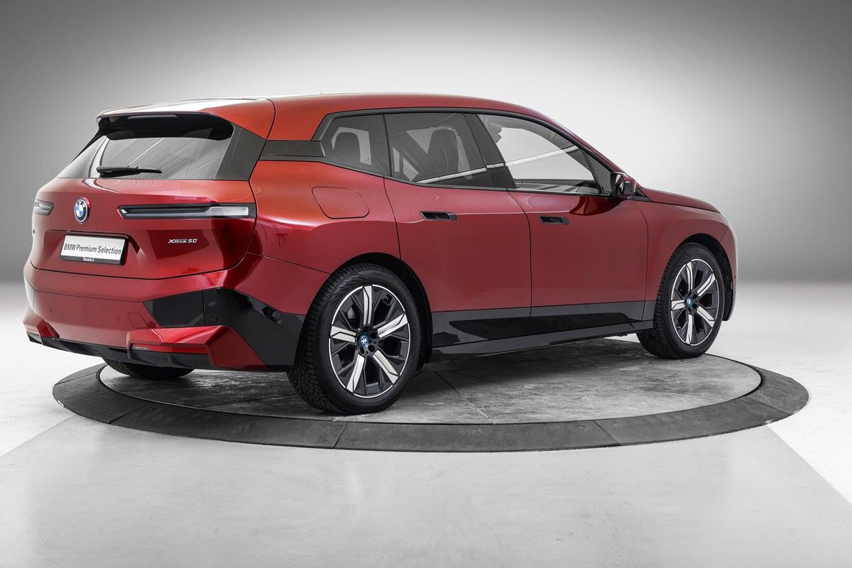 BMW iX xDrive 50