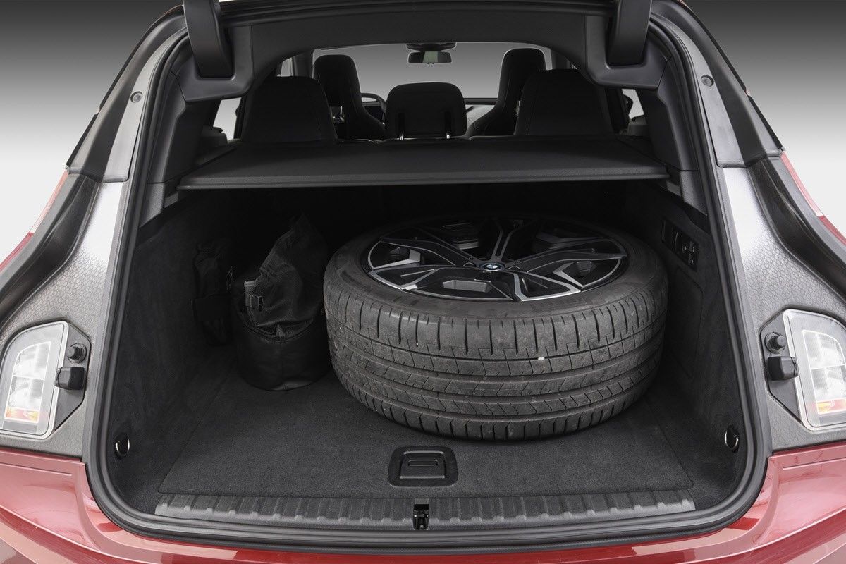 BMW iX xDrive 50