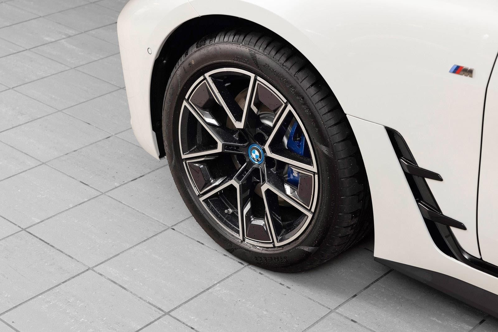 BMW i4 M50