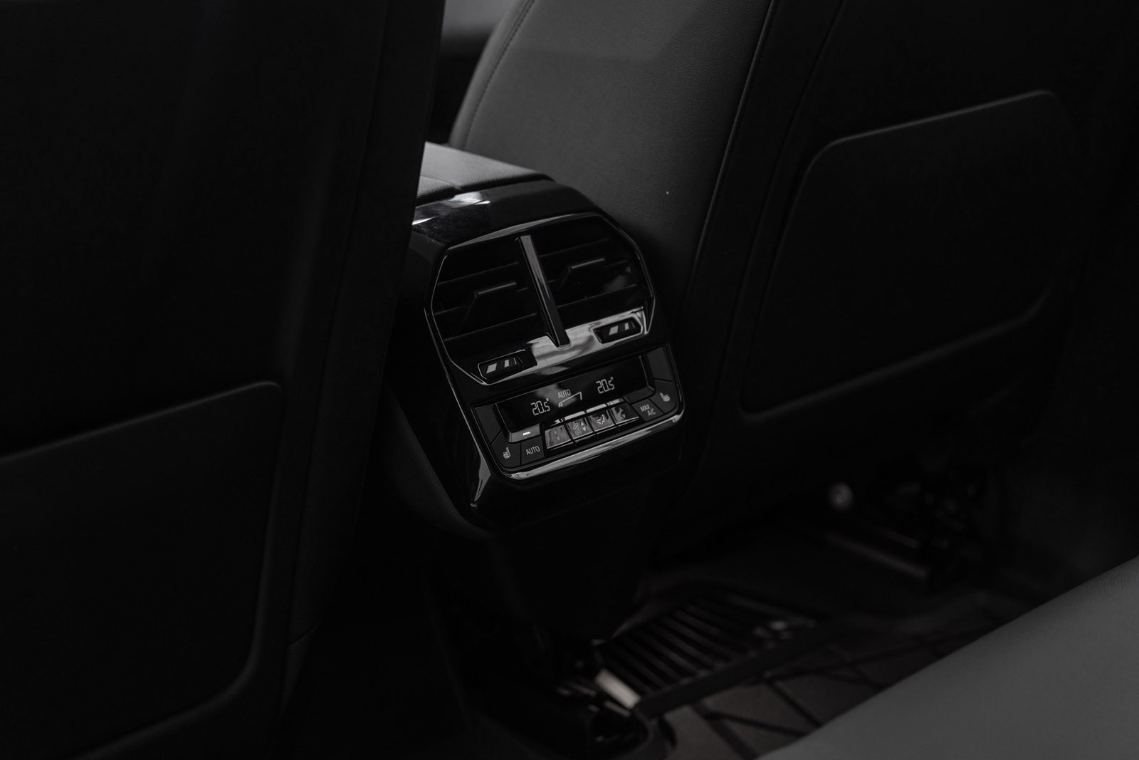 BMW iX xDrive 40