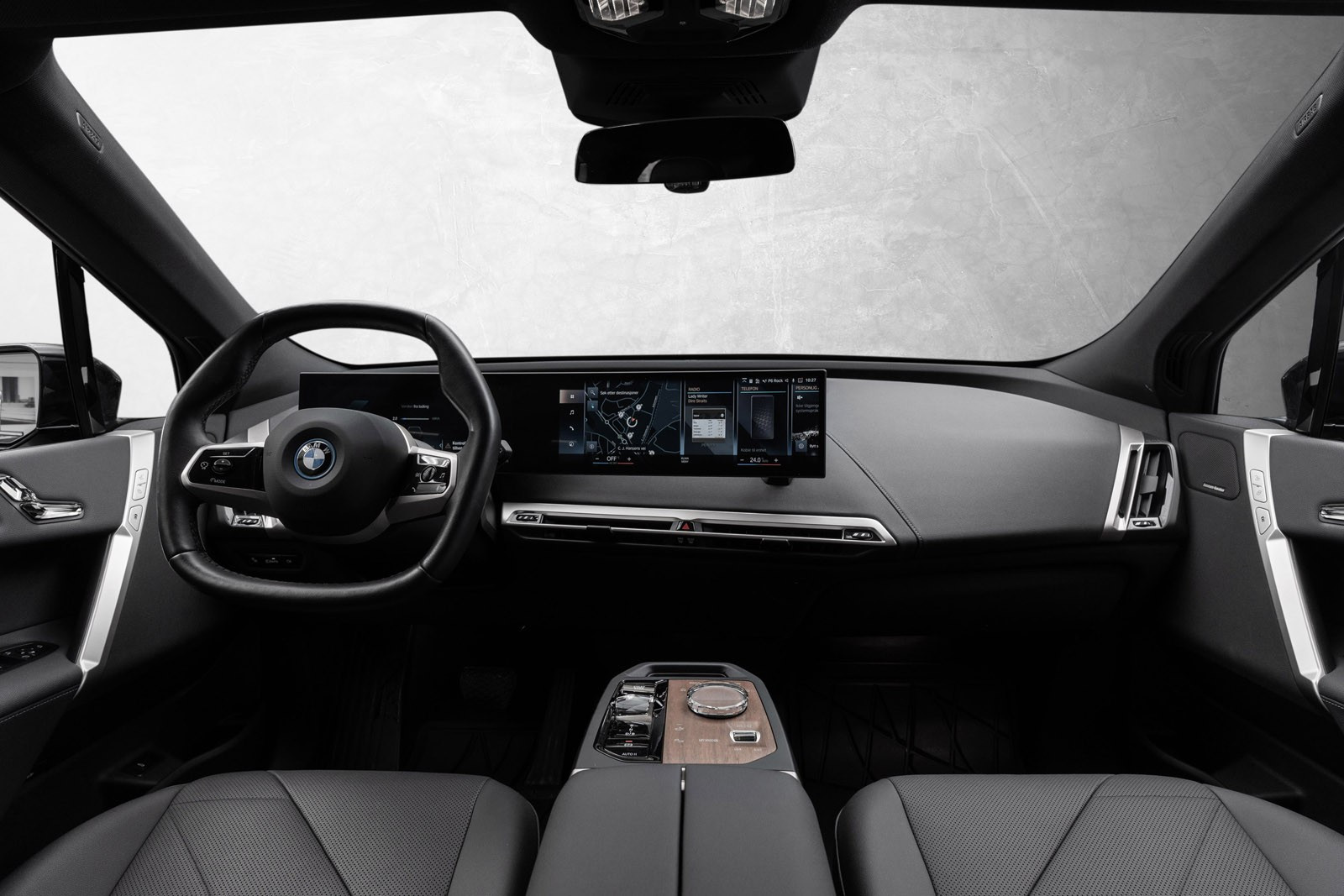 BMW iX xDrive 40
