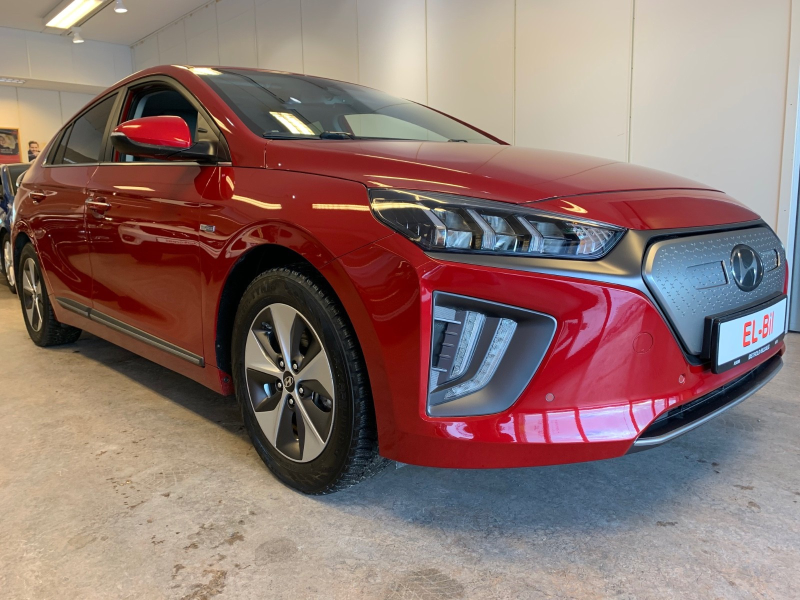 Hyundai IONIQ