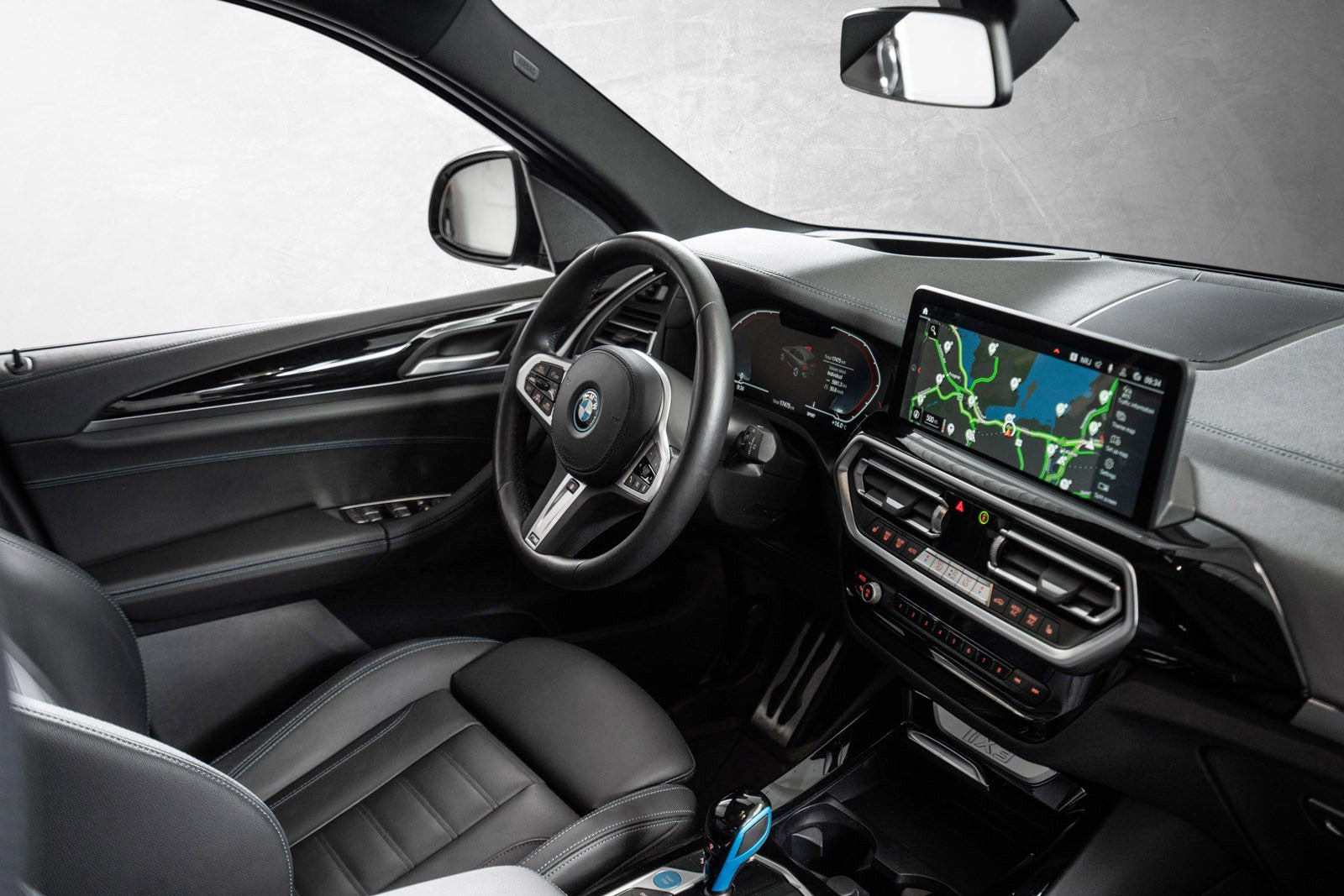 BMW iX3