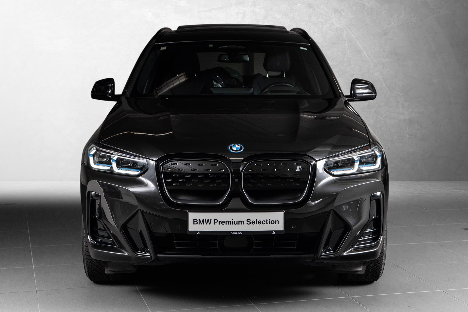 BMW iX3