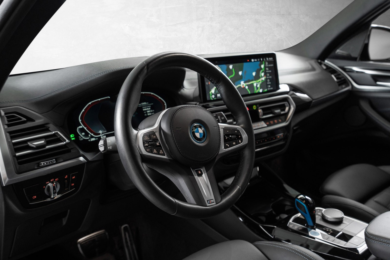 BMW iX3