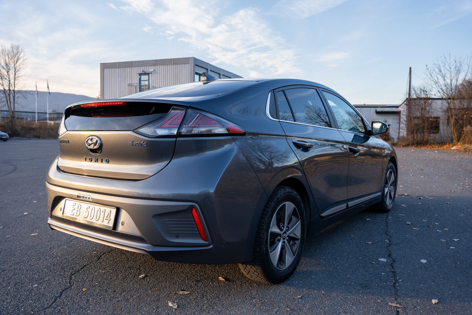 Hyundai IONIQ