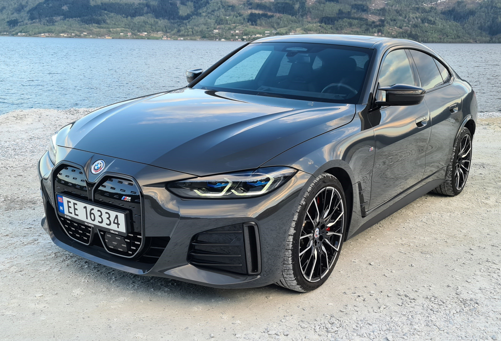BMW i4 M50