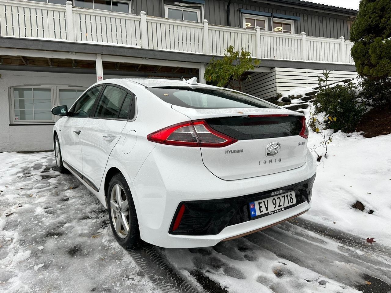 Hyundai IONIQ