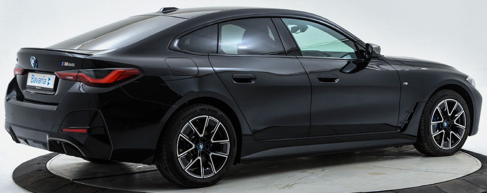 BMW i4 M50