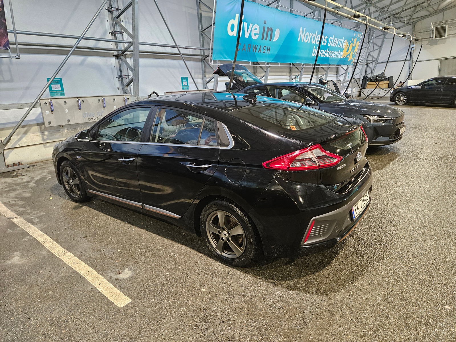 Hyundai IONIQ