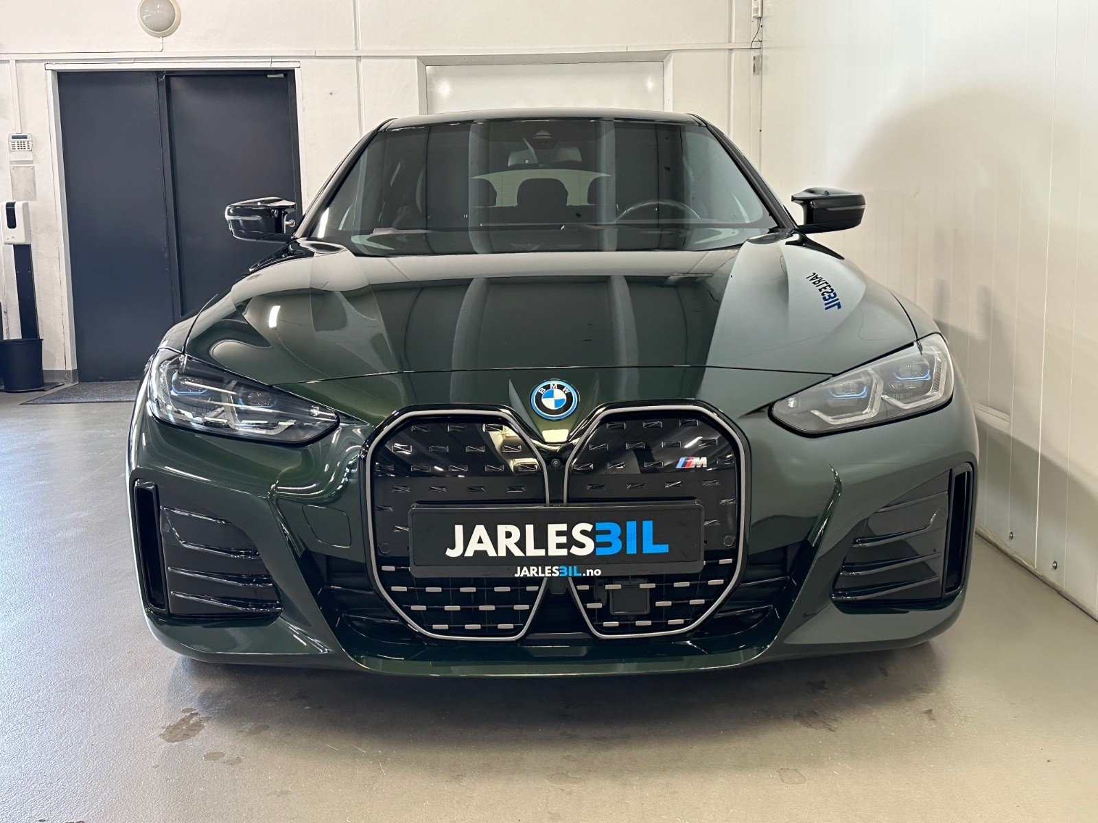 BMW i4 M50