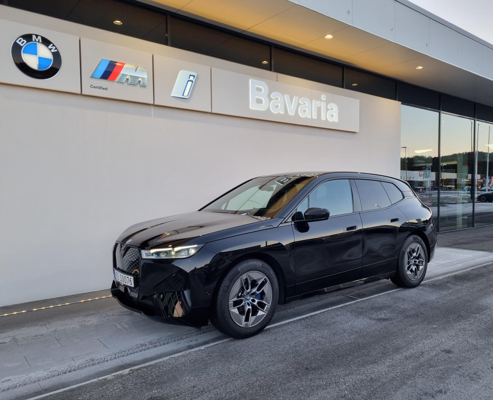 BMW iX xDrive 40