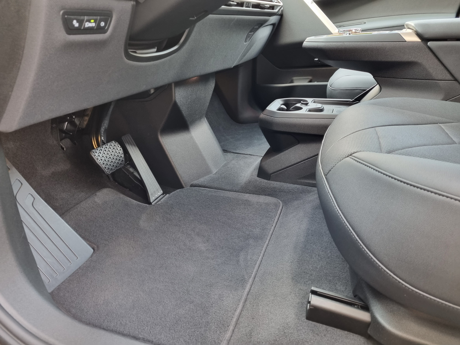BMW iX xDrive 40
