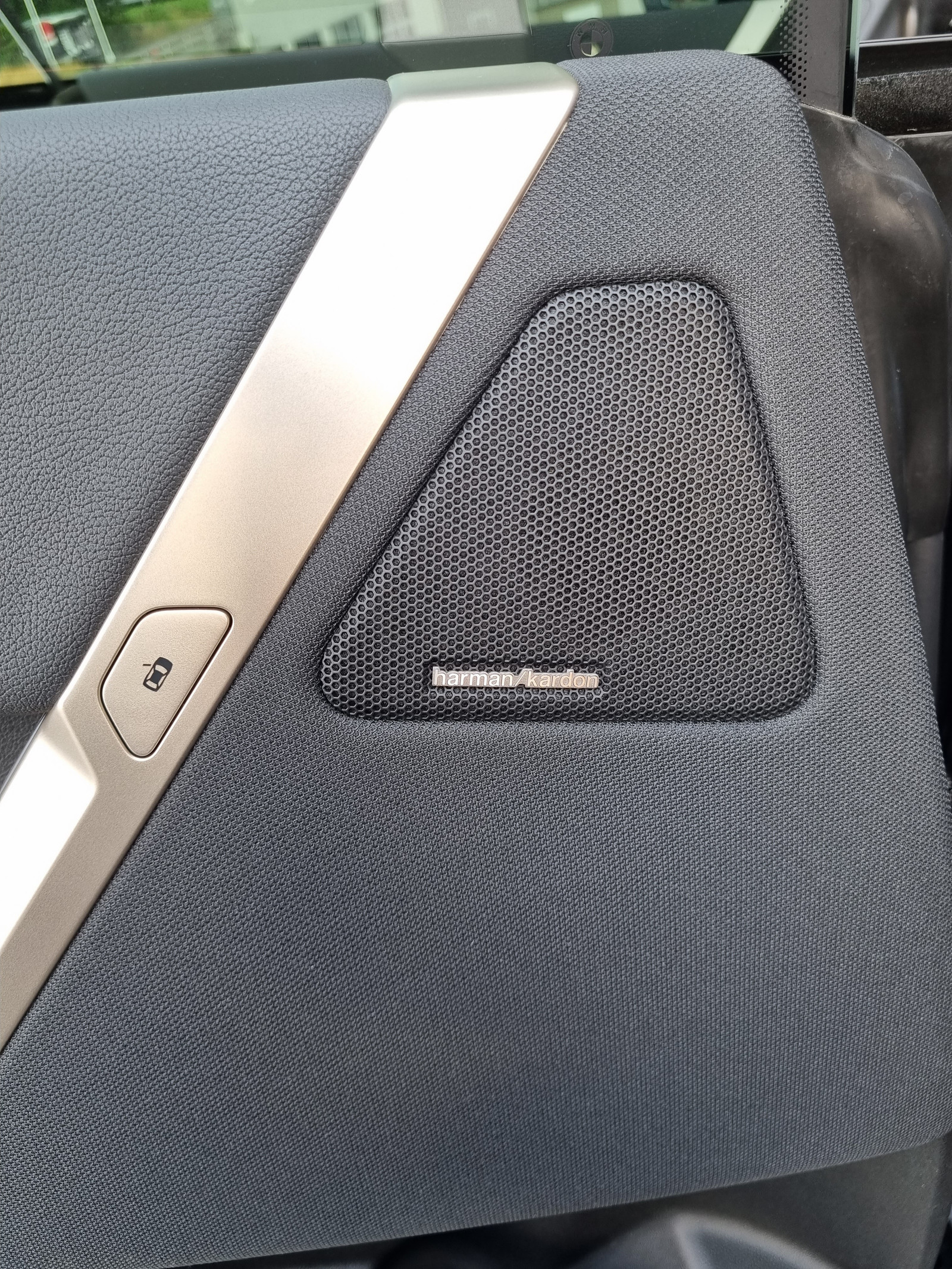 BMW iX xDrive 40