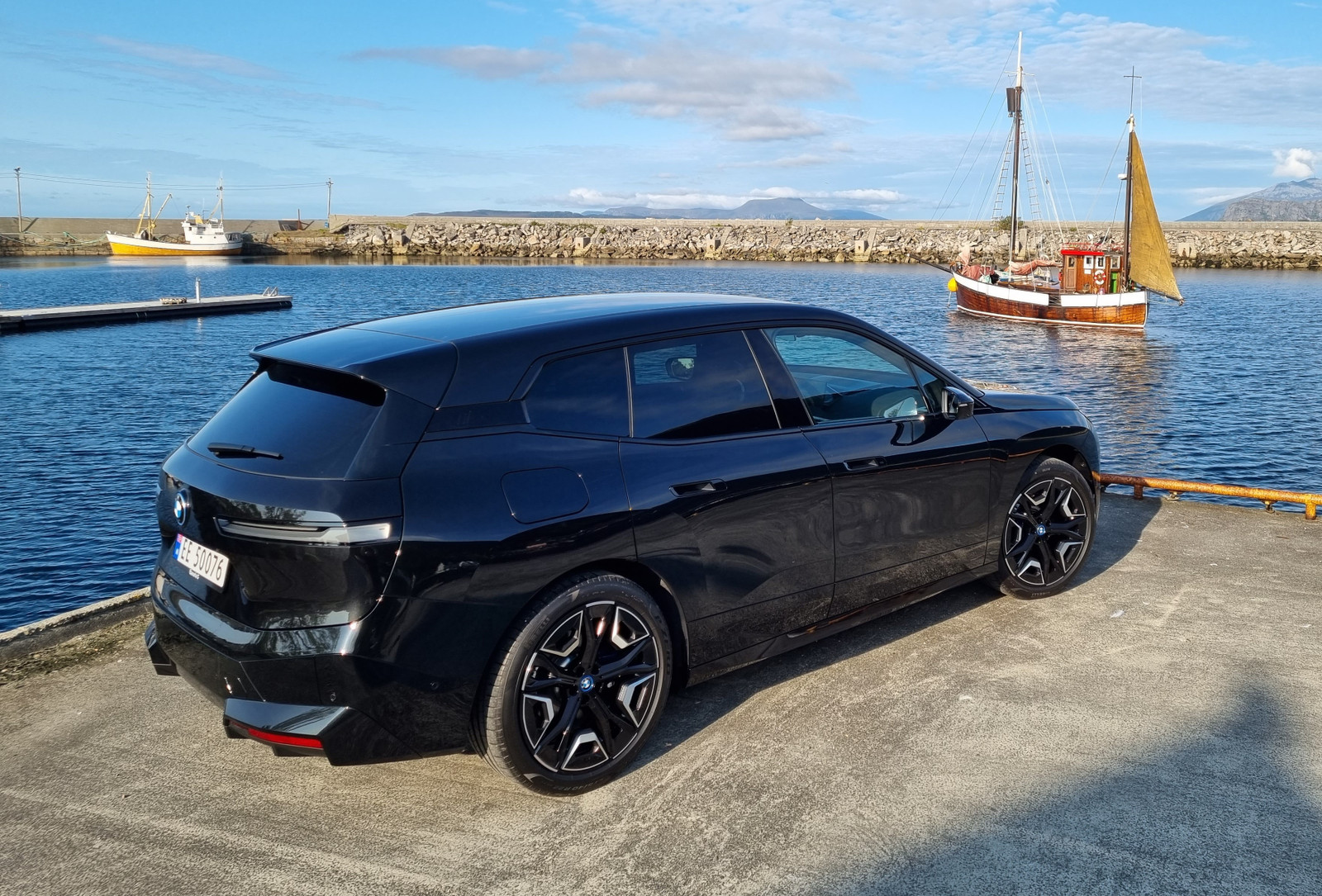 BMW iX xDrive 40