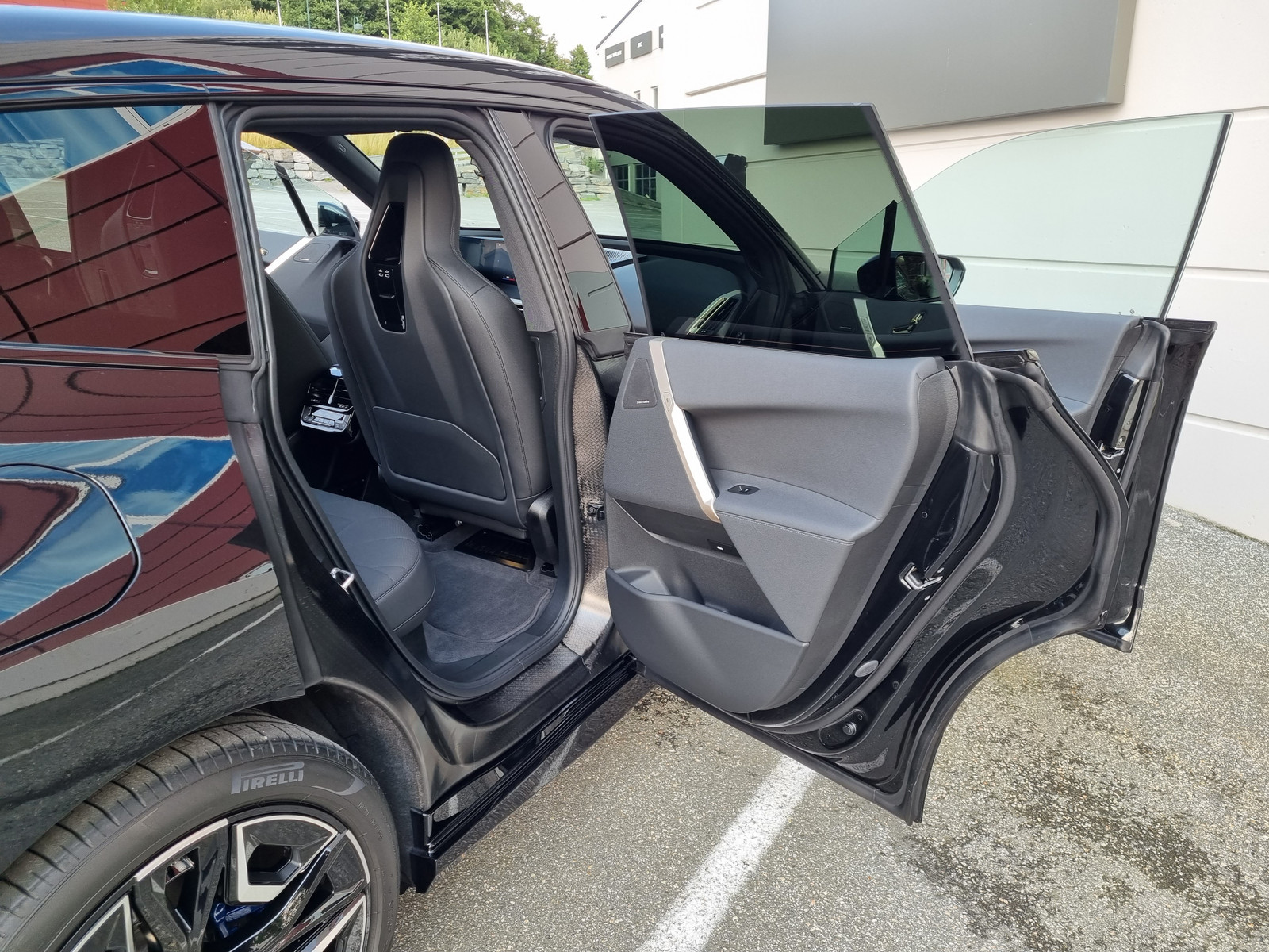 BMW iX xDrive 40