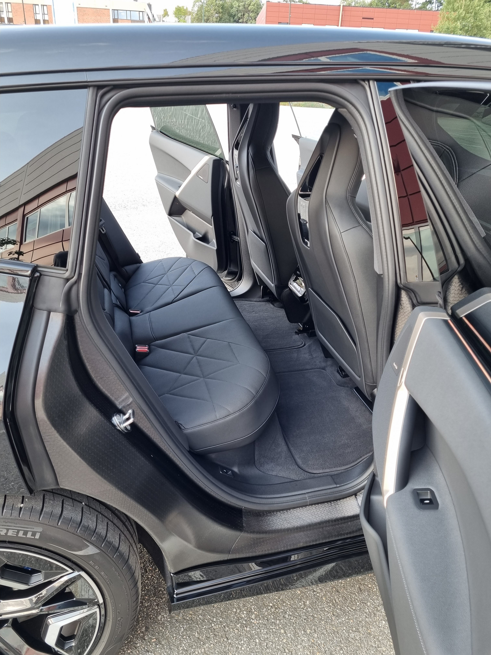 BMW iX xDrive 40