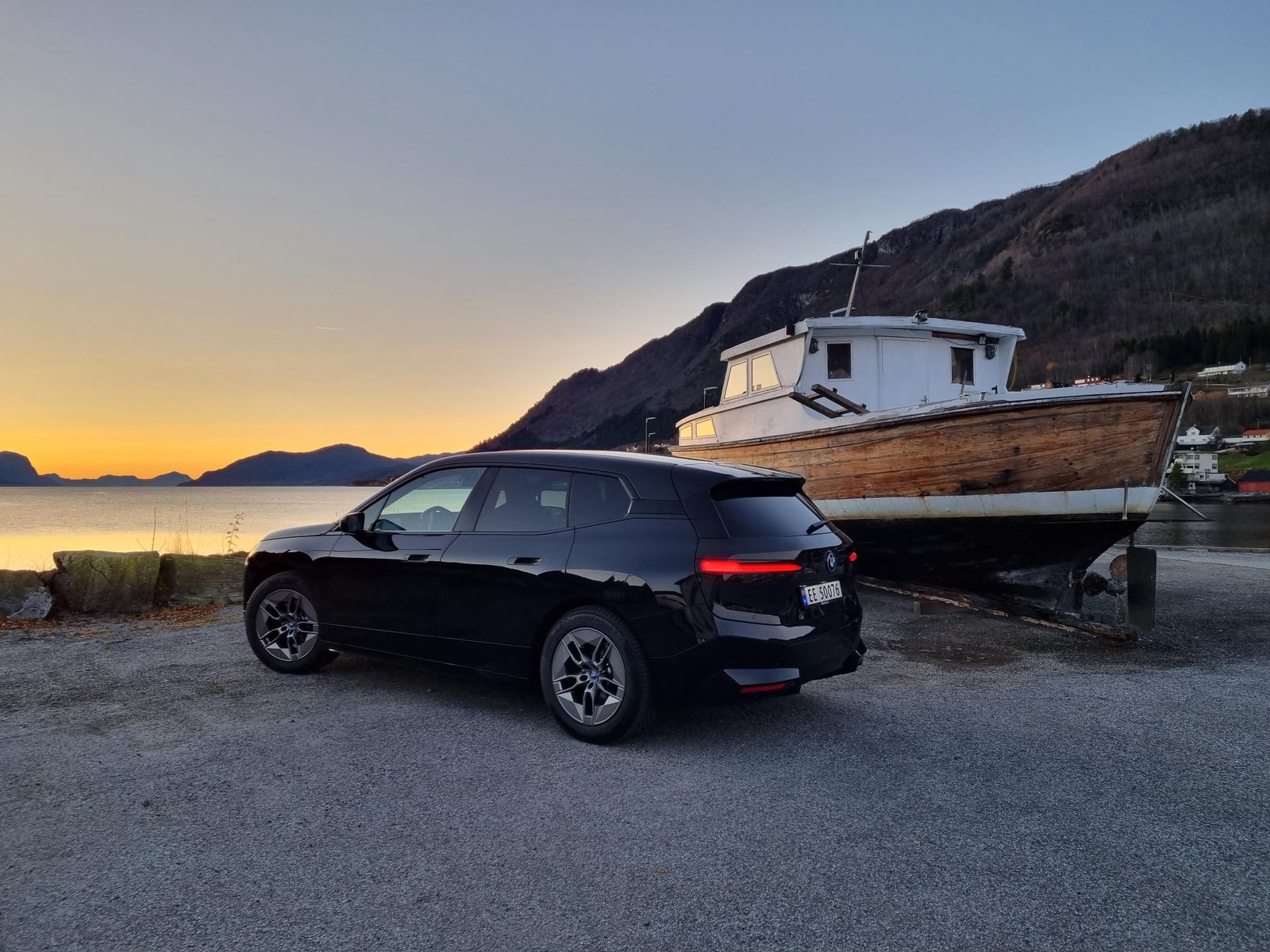 BMW iX xDrive 40