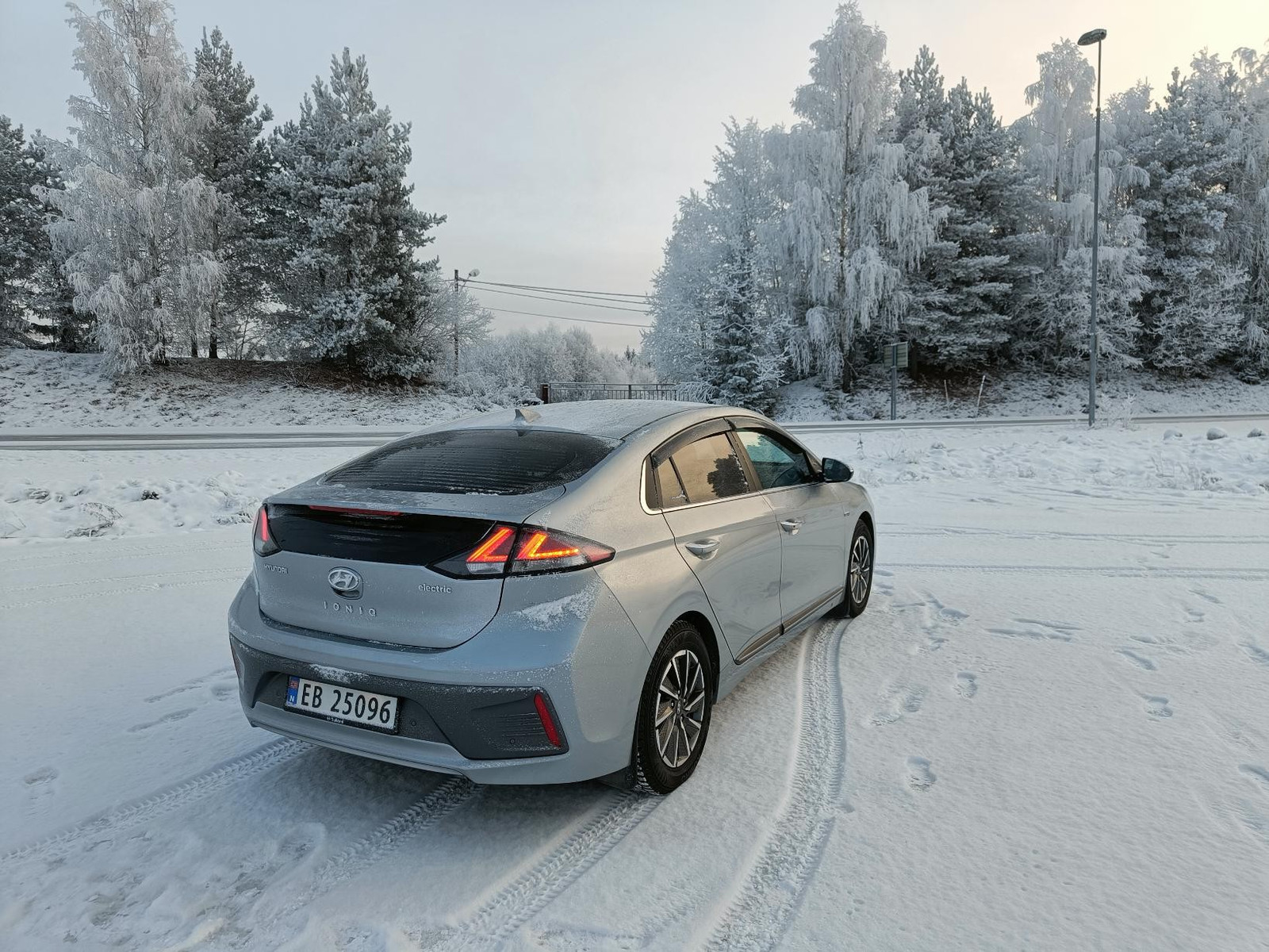 Hyundai IONIQ