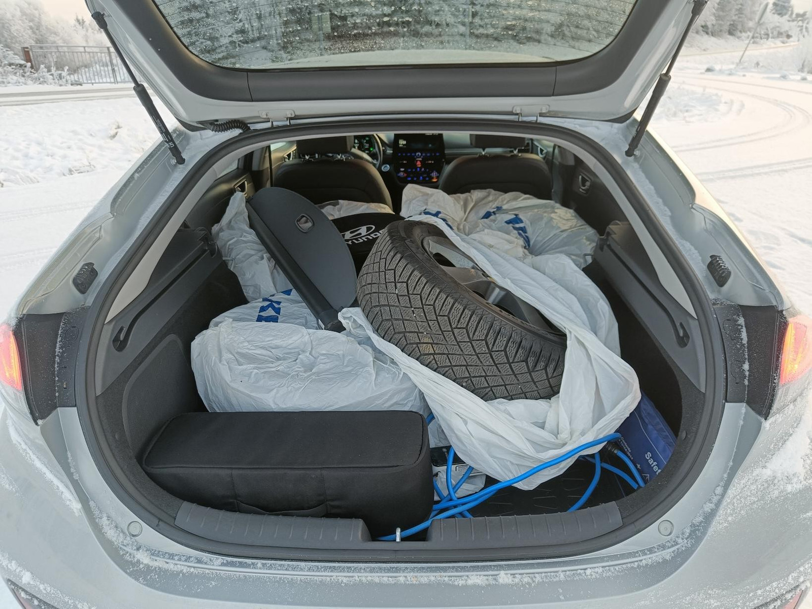 Hyundai IONIQ