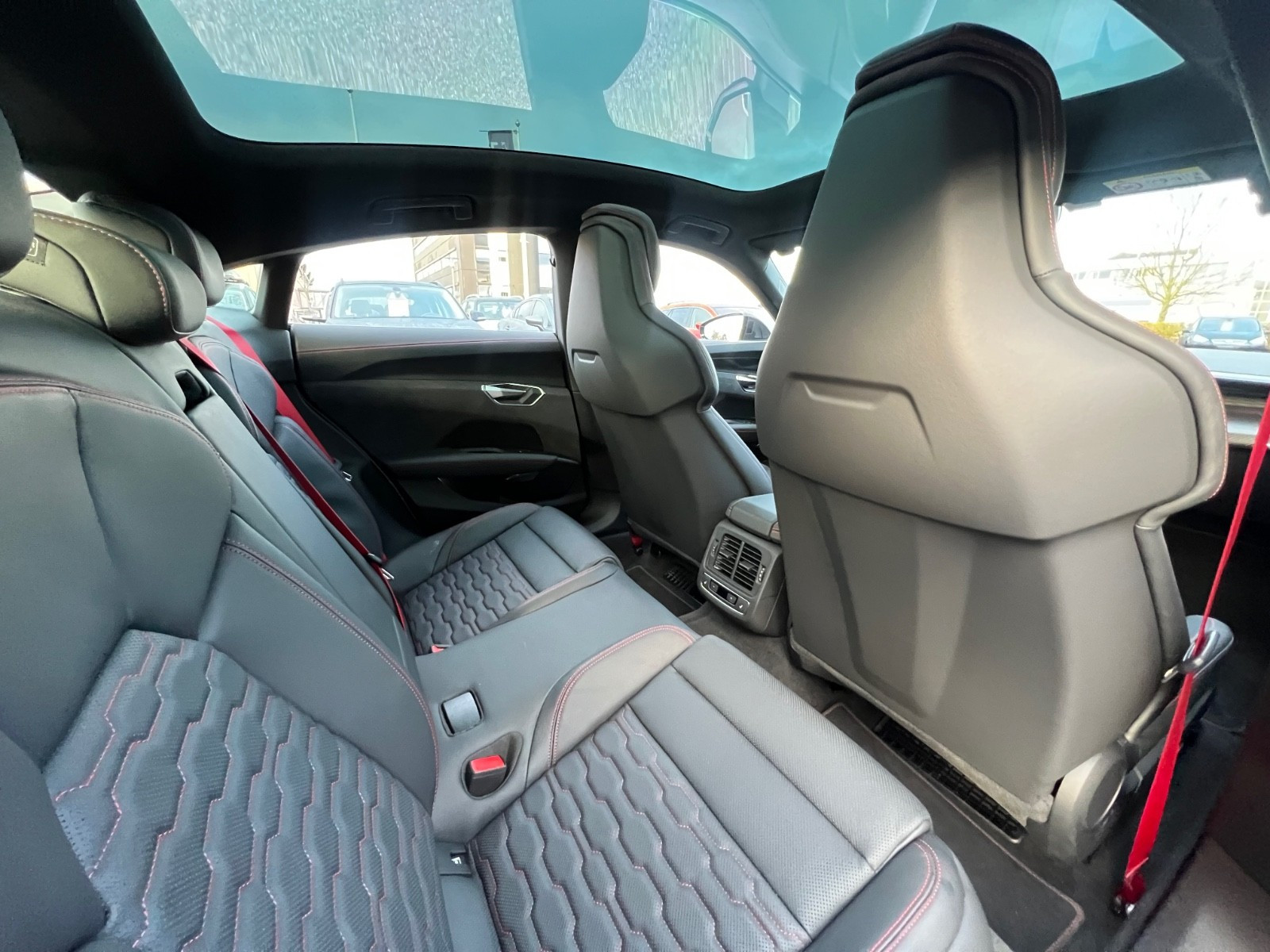 Audi e-tron GT RS