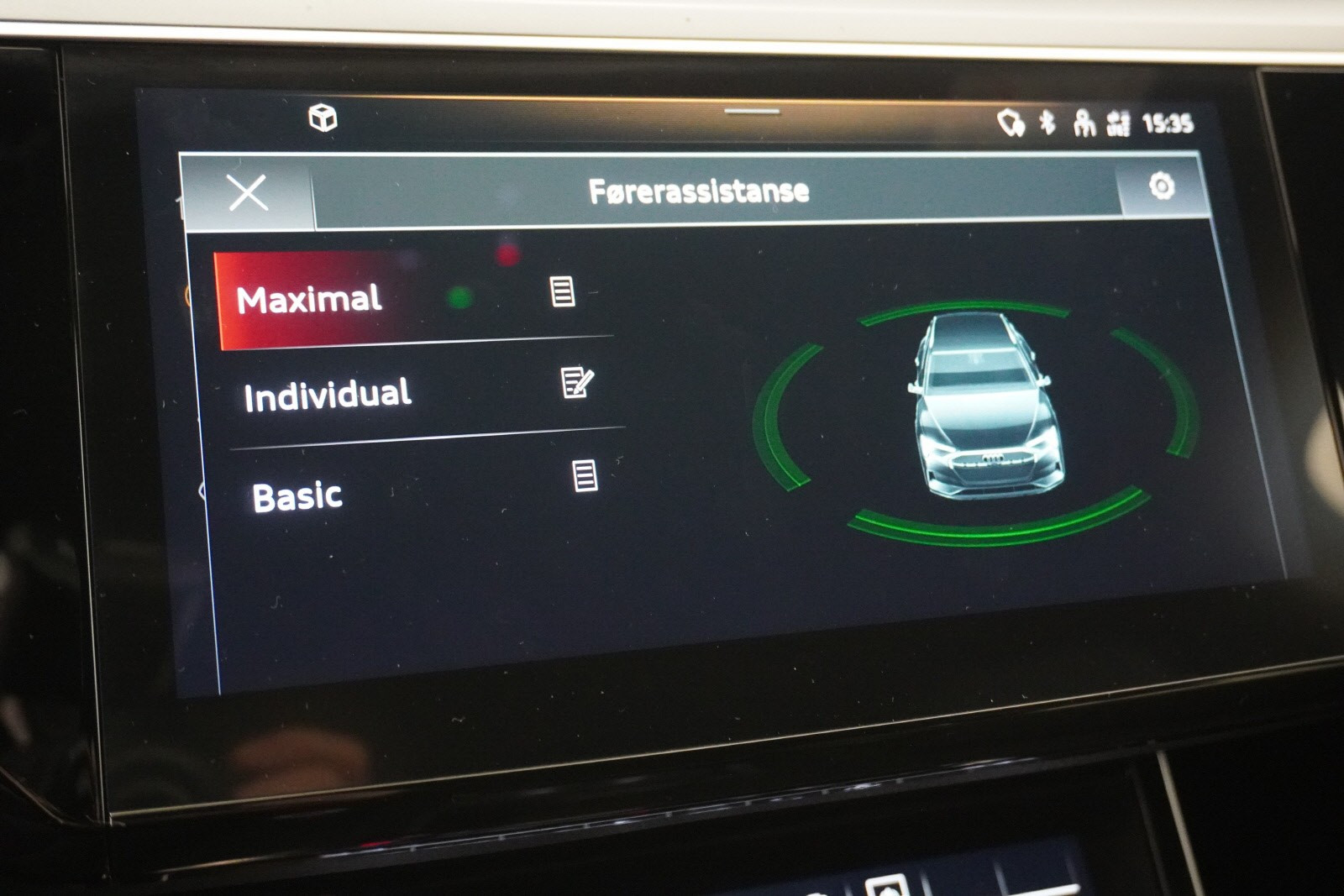 Audi e-tron