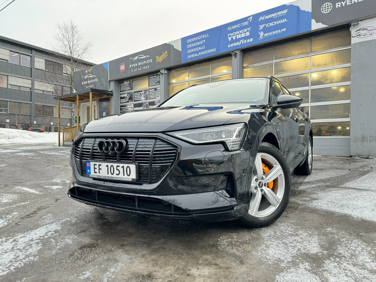 Audi e-tron