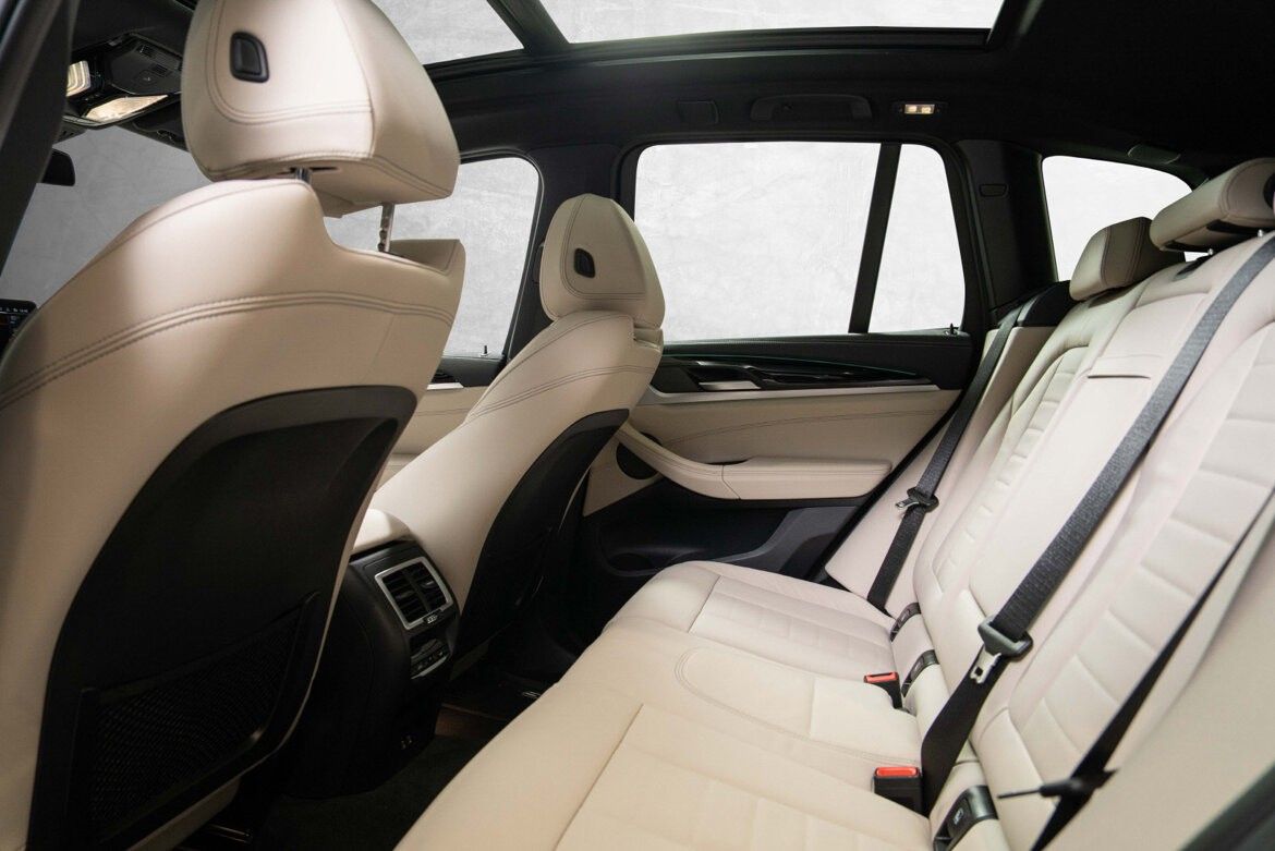 BMW iX3