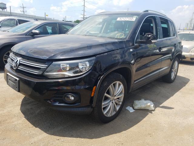Volkswagen Tiguan S 2012
