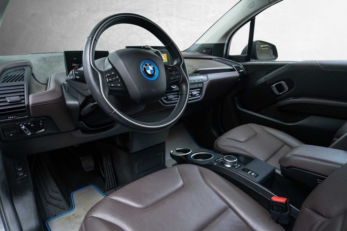BMW i3