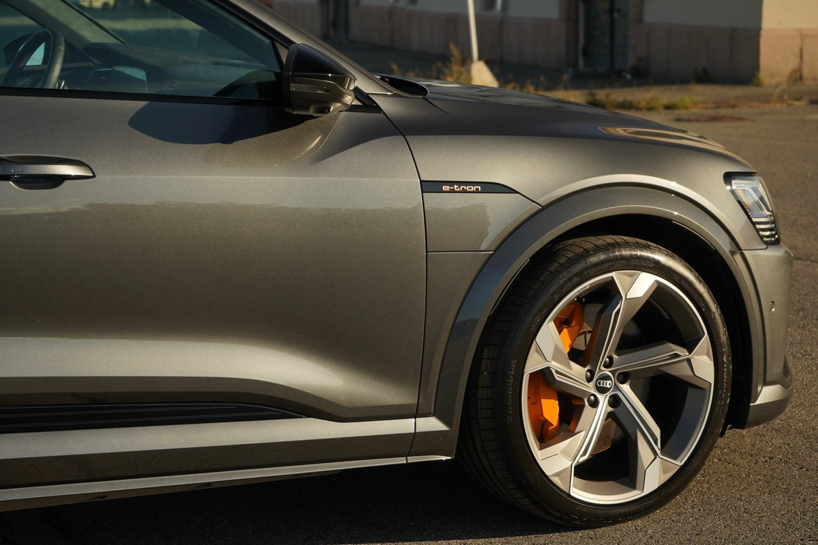 Audi e-tron