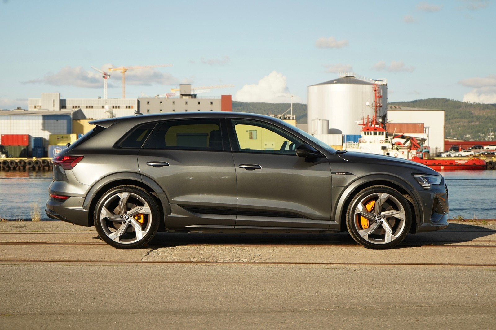Audi e-tron