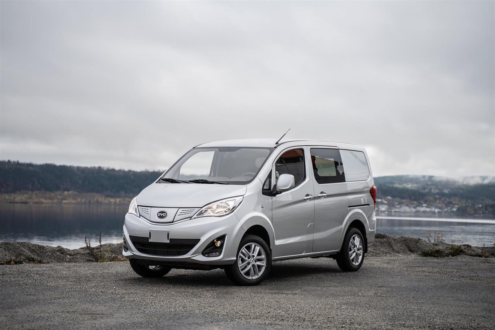 BYD T3