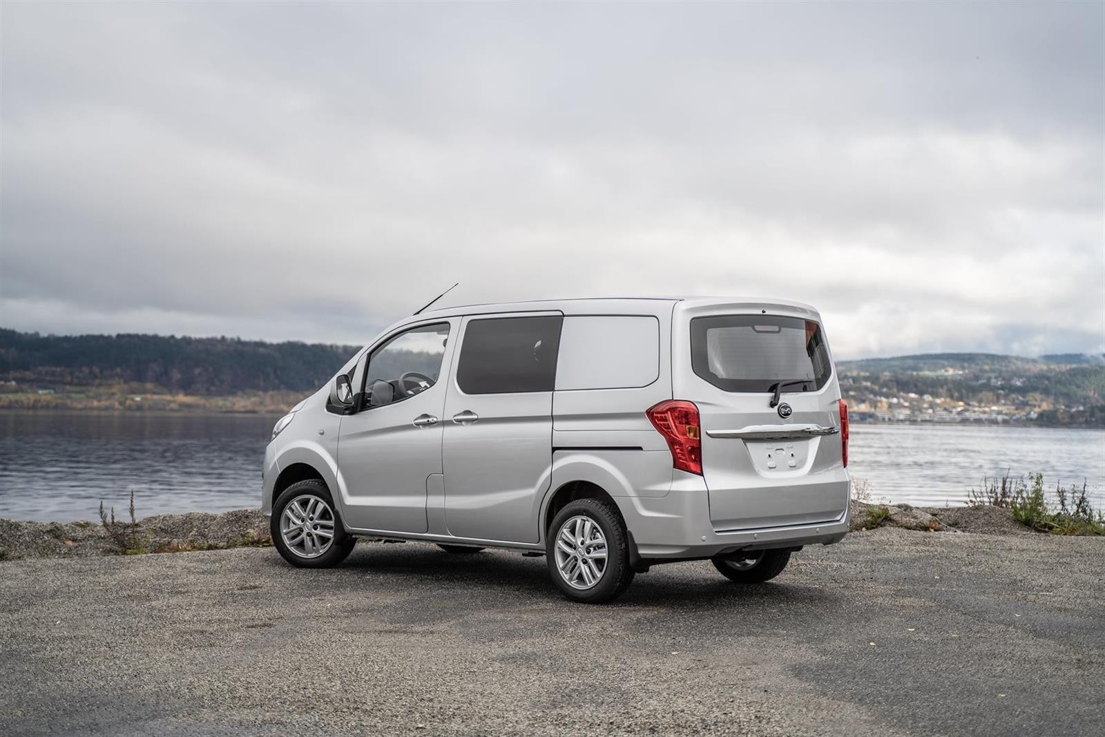 BYD T3