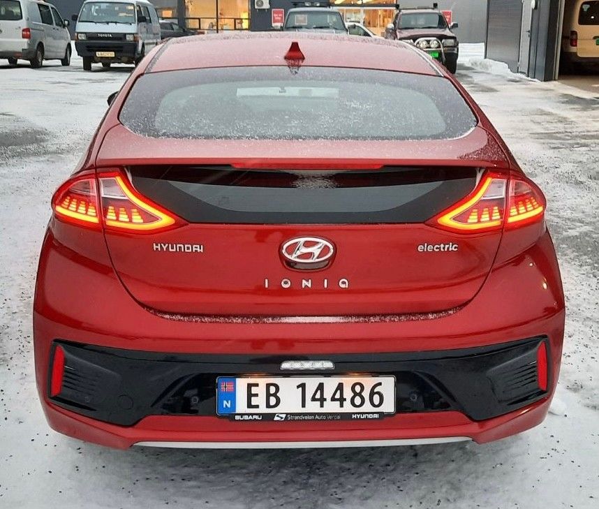 Hyundai IONIQ
