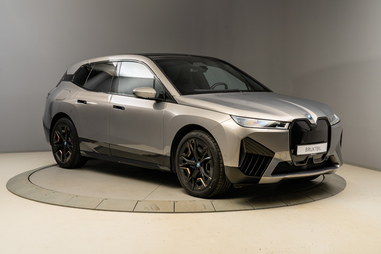 BMW iX xDrive 50
