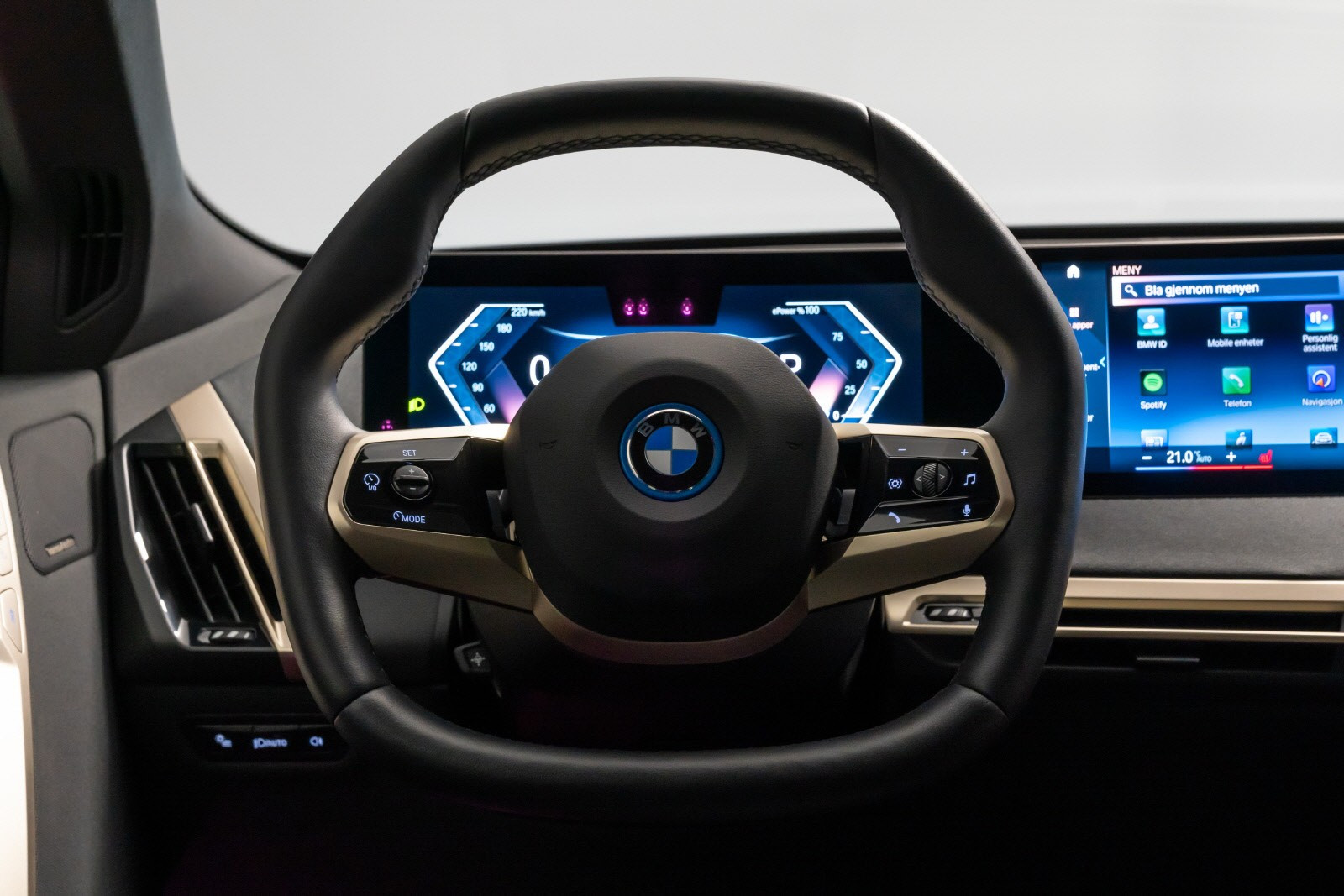 BMW iX xDrive 50