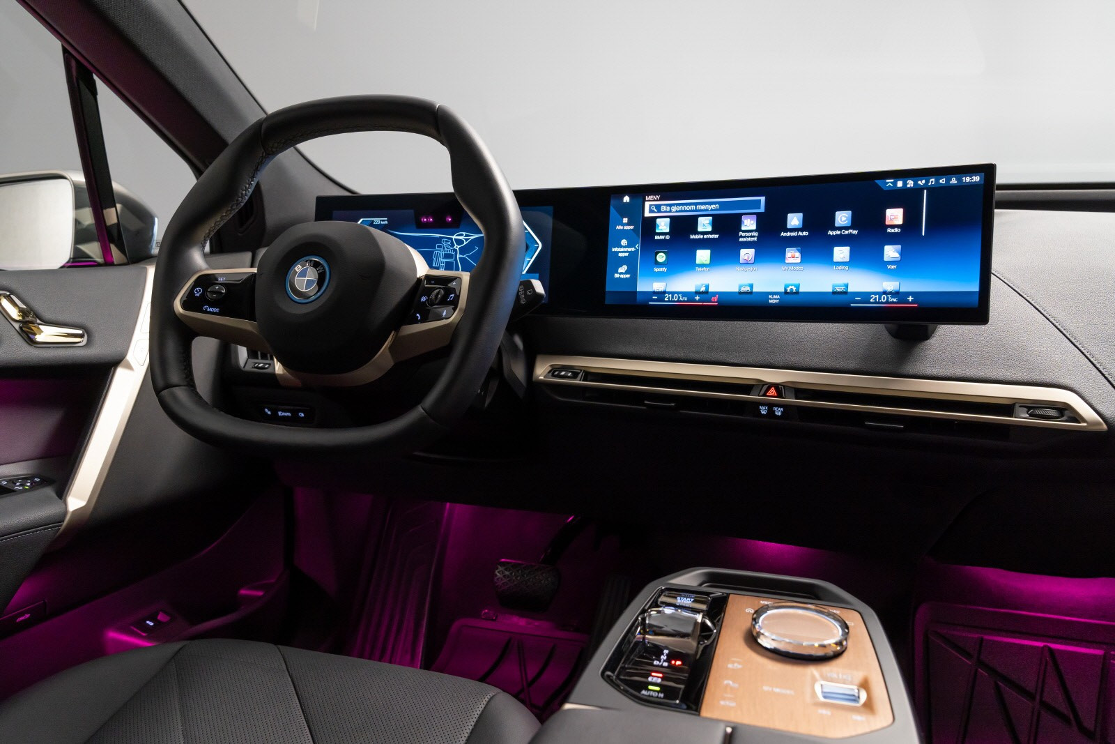 BMW iX xDrive 50