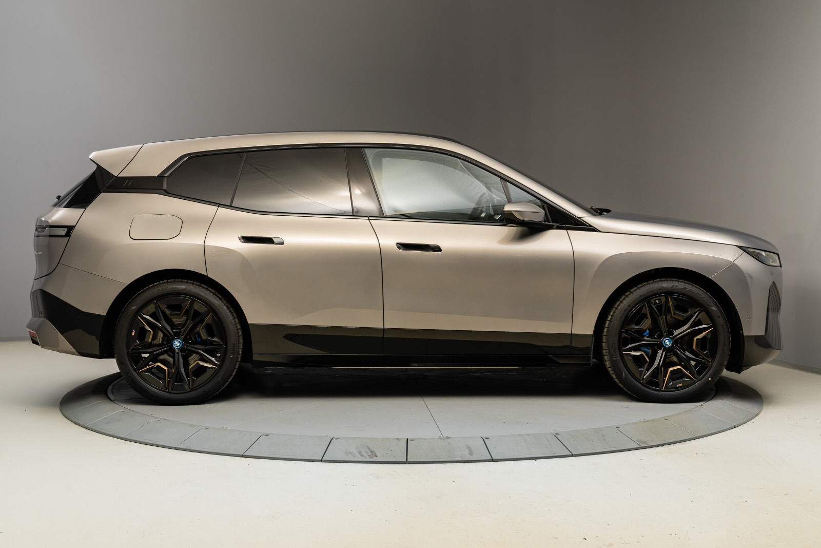 BMW iX xDrive 50
