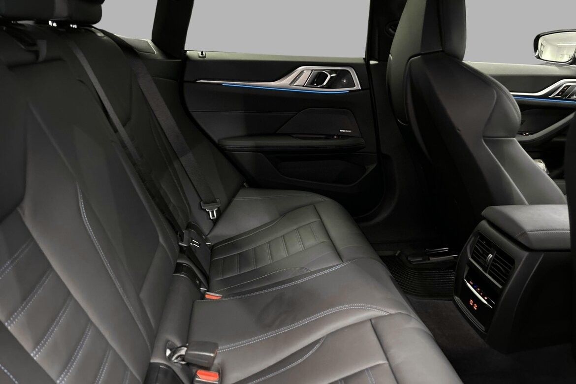 BMW i4 M50