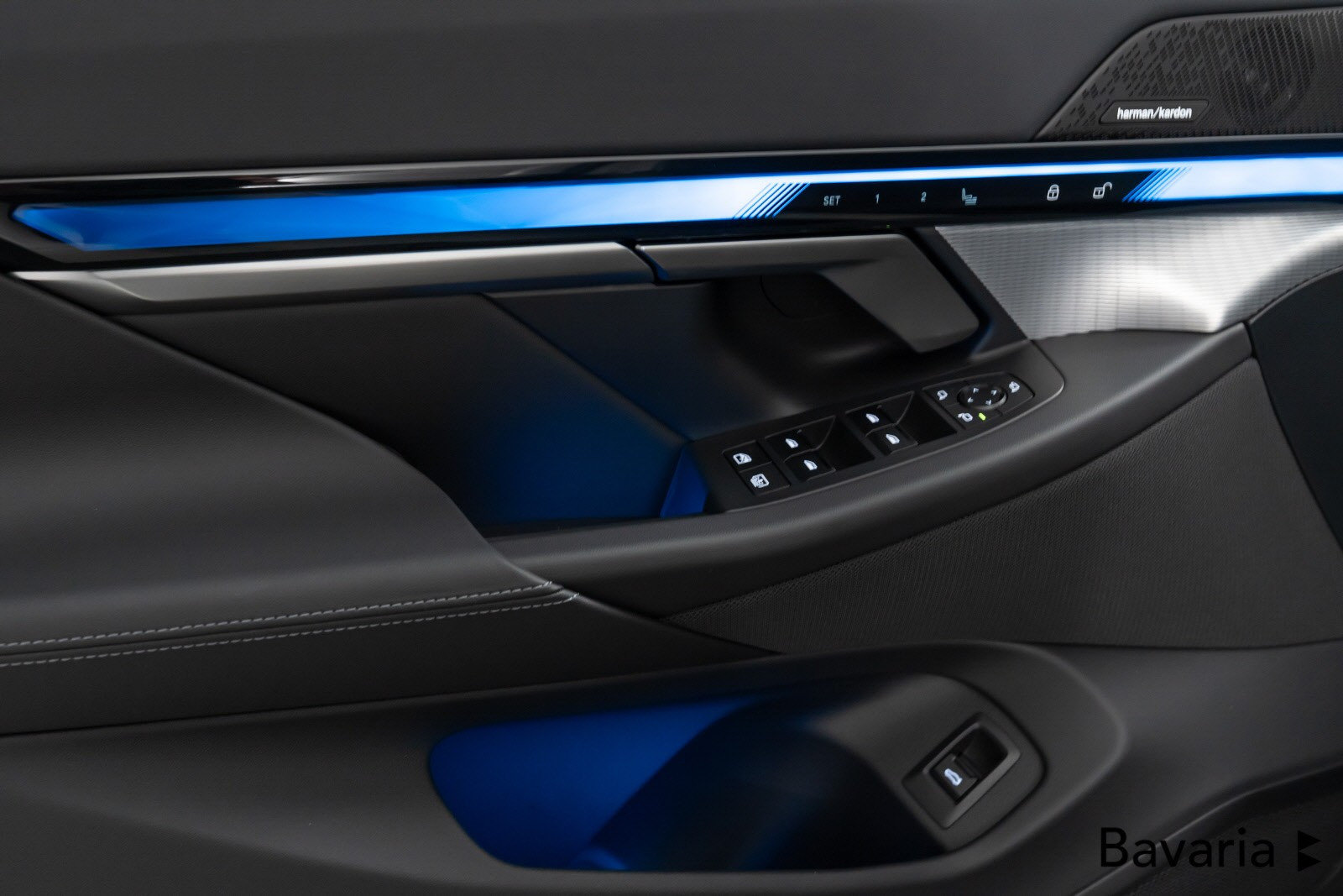 BMW i5 M60