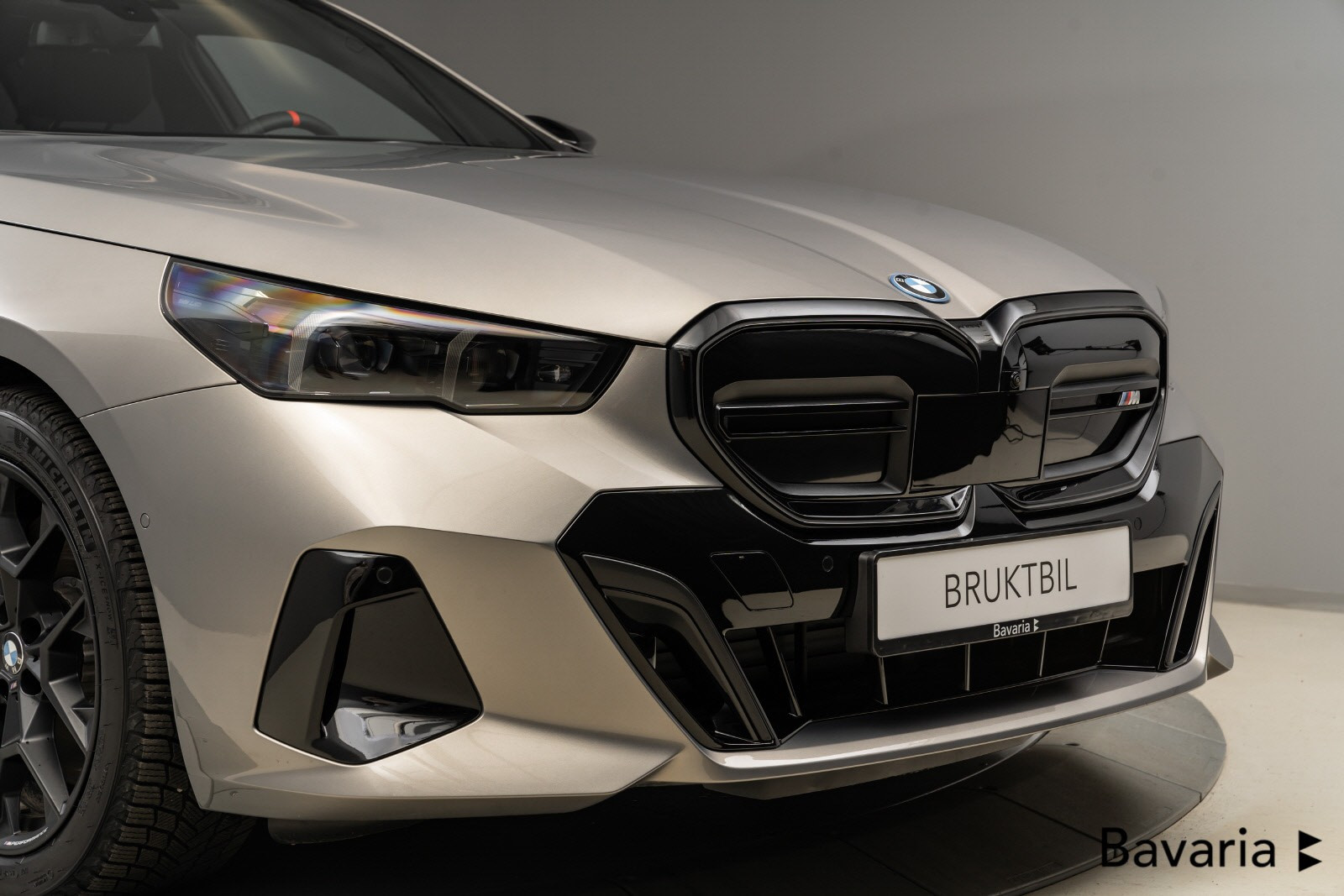 BMW i5 M60