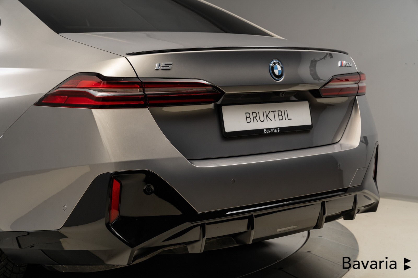 BMW i5 M60