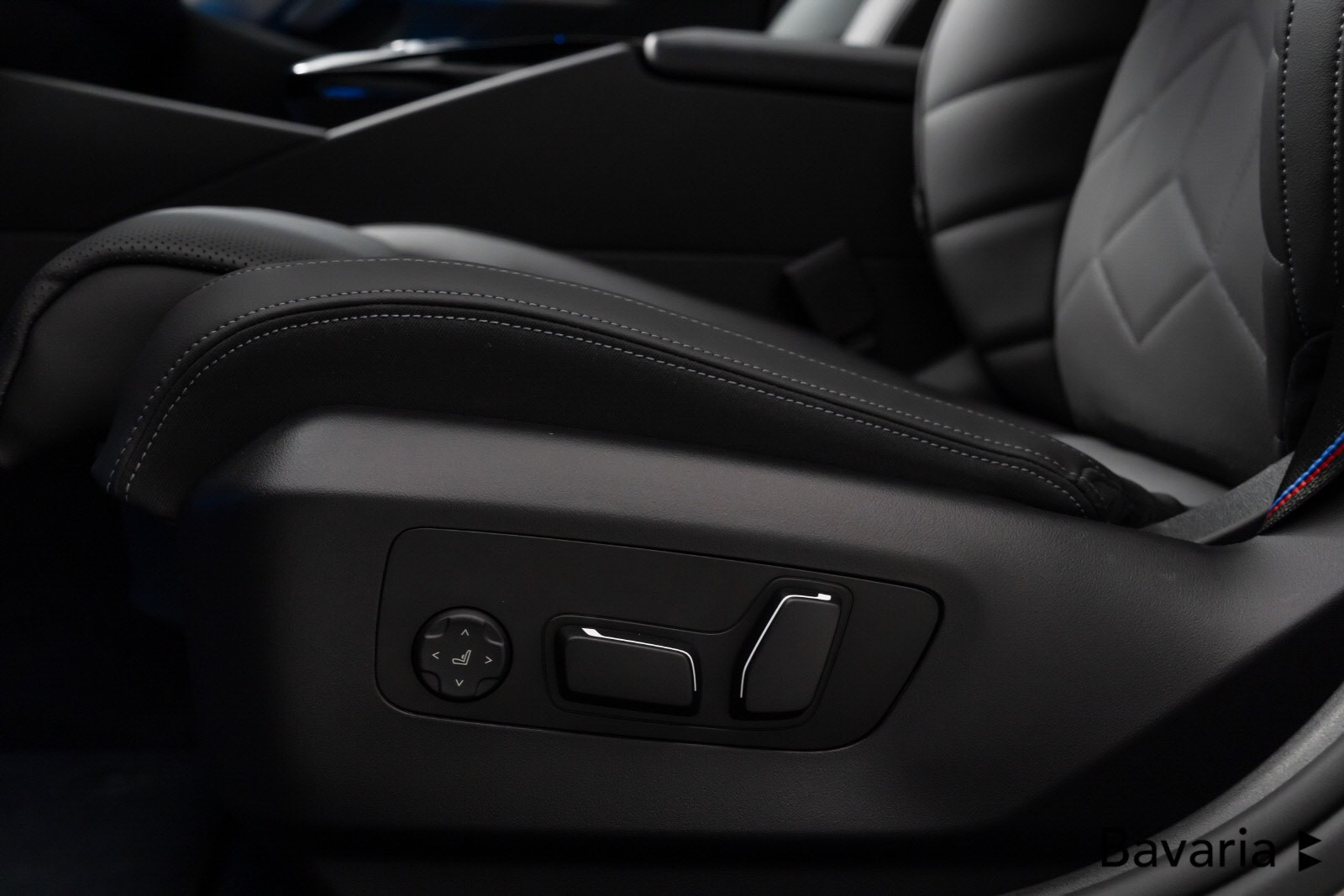 BMW i5 M60