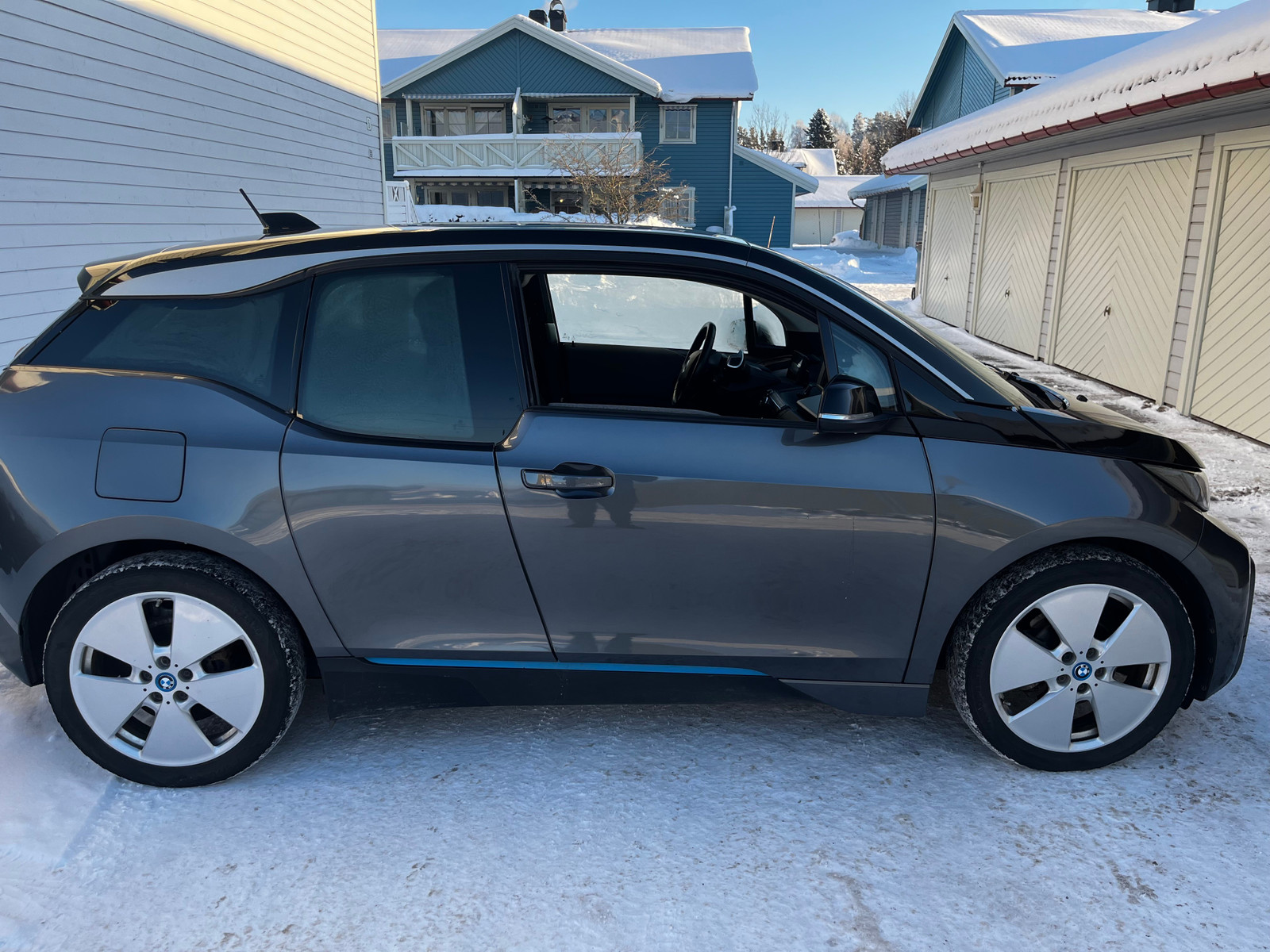 BMW i3