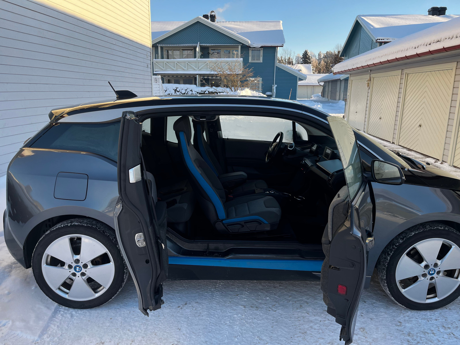 BMW i3